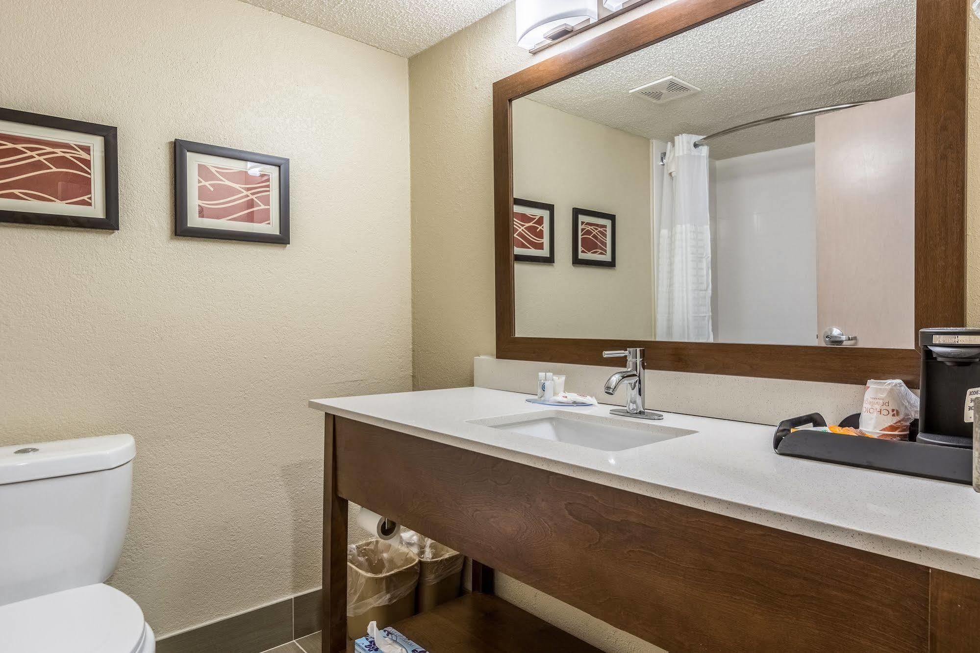 Comfort N Myrtle Barefoot Landing Mini-hôtel North Myrtle Beach